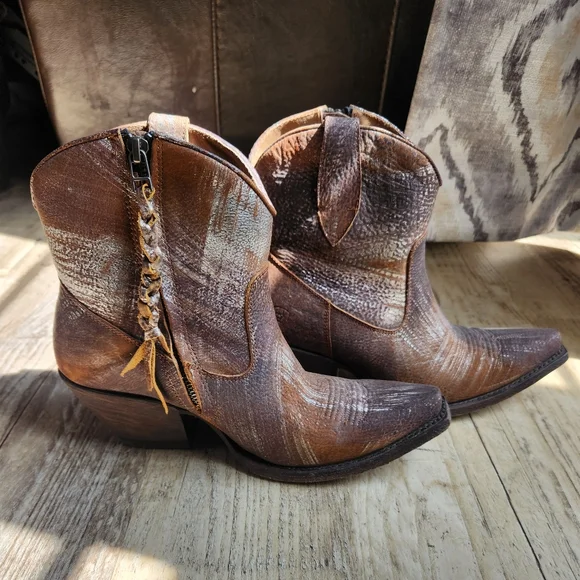 Ariat Brown Distressed Ankle Booties - Picture 1 of 5